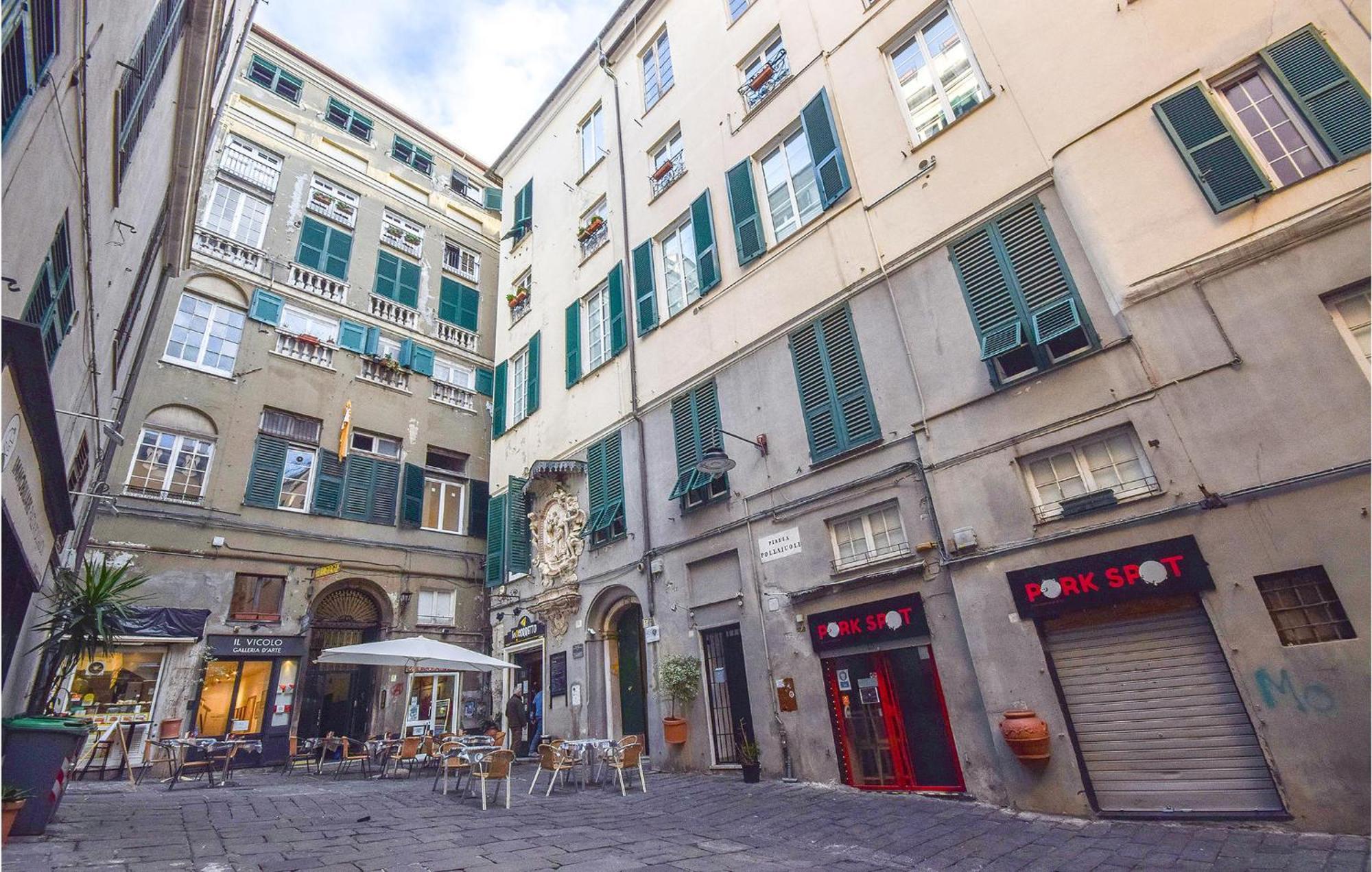 Stunning In With Wifi&1 Bedrooms Appartement Genua